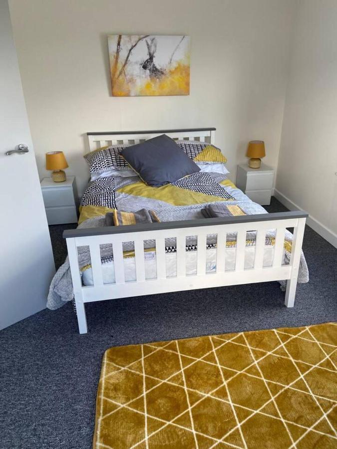 Town House In Ideal Location Central Enniskillen Eksteriør bilde
