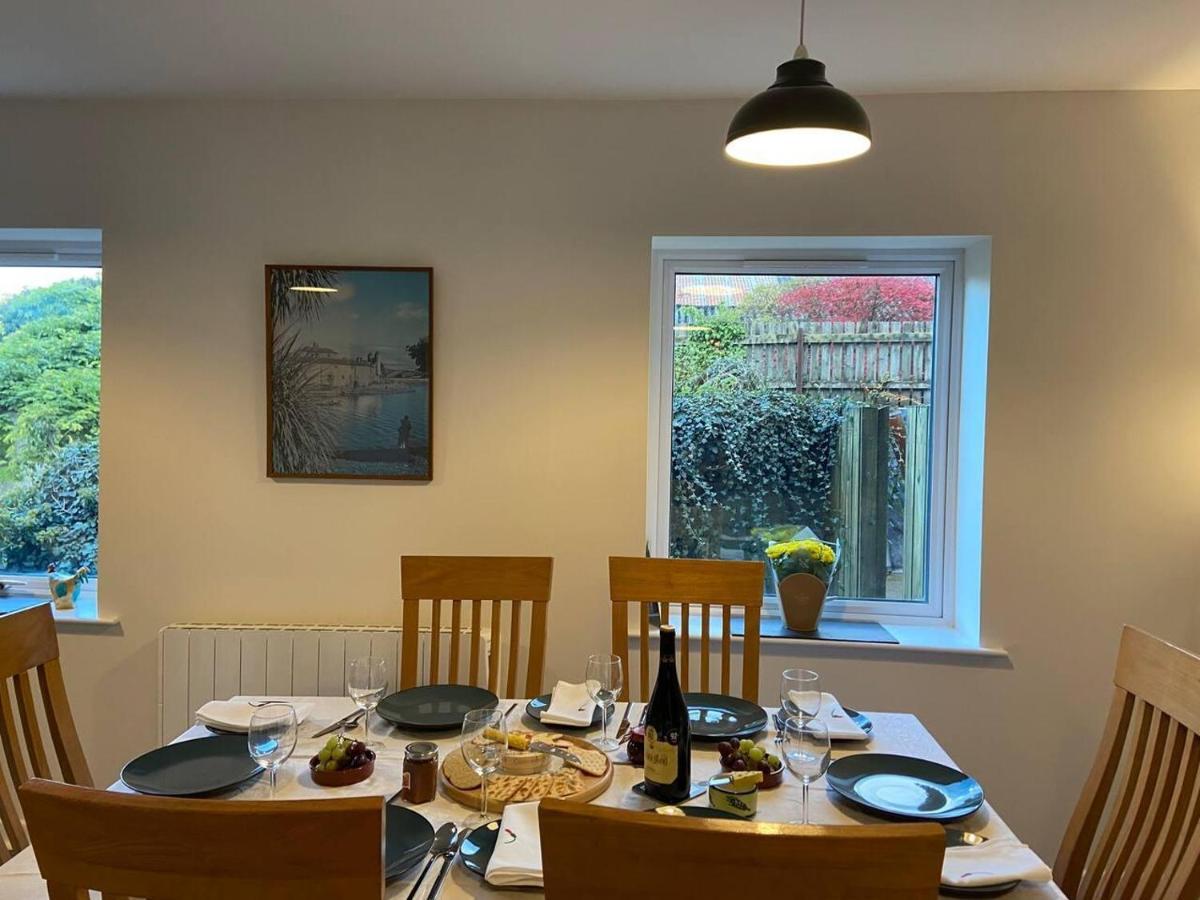 Town House In Ideal Location Central Enniskillen Eksteriør bilde