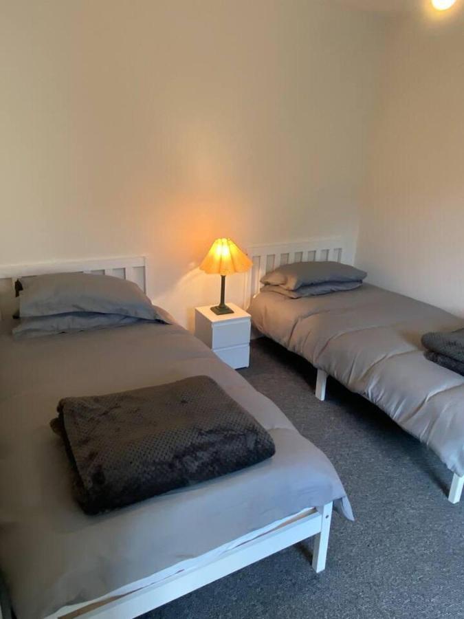 Town House In Ideal Location Central Enniskillen Eksteriør bilde